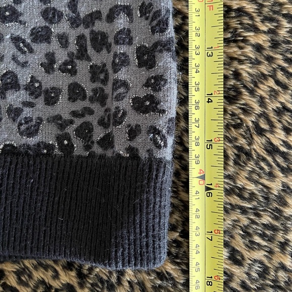 I Heart Ronson Women’s Sweater in Black and Gray - Picture 7 of 7